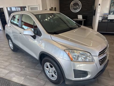 Used 2016 Chevrolet Trax LS AWD/4WD image 4