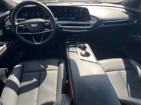 Certified 2024 Cadillac Lyriq Luxury AWD/4WD image 11