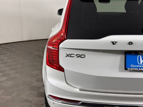 Used 2024 Volvo XC90 T8 Plus w/ Protection Package Premier image 19
