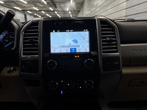 Used 2017 Ford F350 Lariat image 18