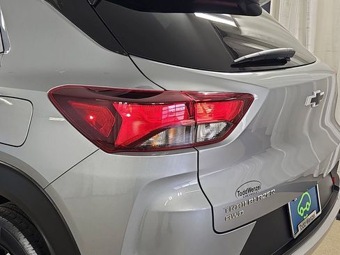 Used 2023 Chevrolet TrailBlazer LT w/ Convenience Package image 38