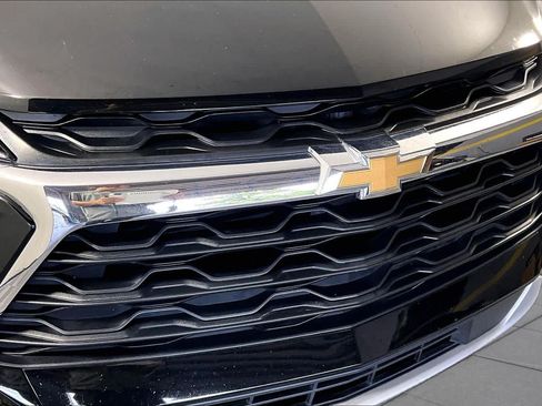 Used 2023 Chevrolet Blazer LT FWD image 28