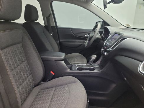 Used 2022 Chevrolet Equinox LT FWD image 21