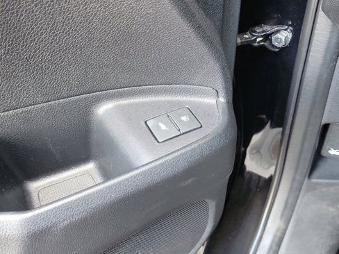 Used 2018 Honda Pilot Touring image 31