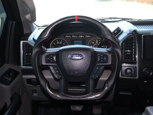 Used 2018 Ford F150 XLT AWD/4WD image 18