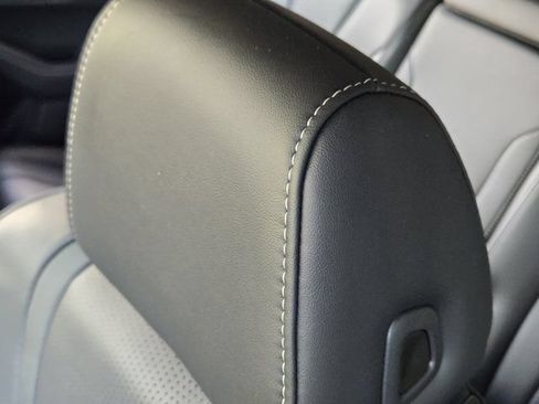 Certified 2025 Acura MDX FWD w/ Technology Package image 15