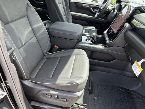 New 2026 GMC Yukon XL Elevation AWD/4WD image 29