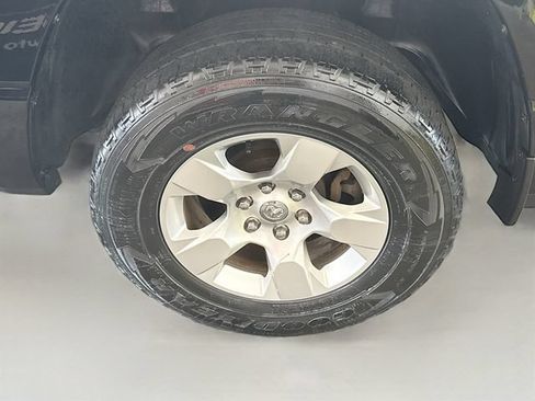 Used 2022 RAM 1500 Big Horn AWD/4WD image 31