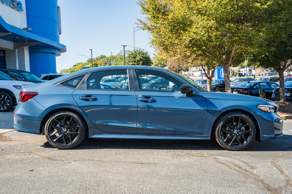 Used 2026 Honda Civic Sport image 3