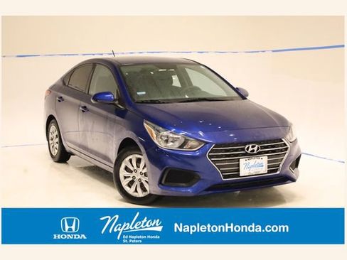 Used 2019 Hyundai Accent SE FWD image 1