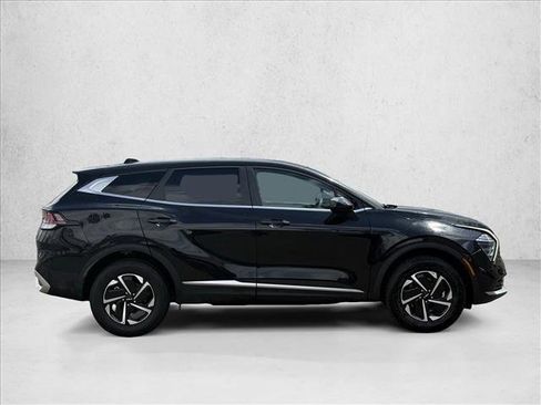 Used 2024 Kia Sportage LX AWD/4WD image 4