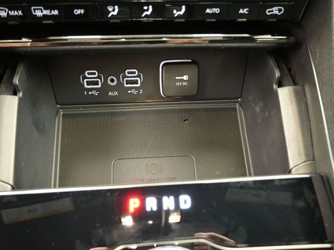 New 2025 Jeep Grand Cherokee Altitude image 4