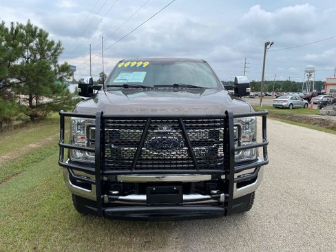 Used 2019 Ford F250 Lariat w/ Chrome Package AWD/4WD image 2