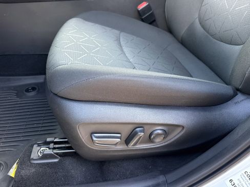 Used 2024 Toyota RAV4 XLE image 12