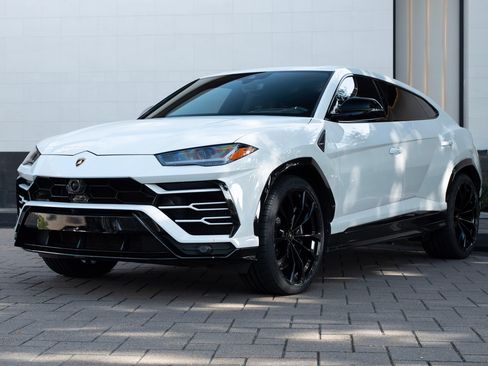 Used 2021 Lamborghini Urus AWD/4WD image 21