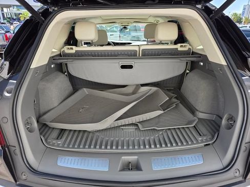 Certified 2024 Cadillac XT5 Premium Luxury w/ Technology Package FWD image 13