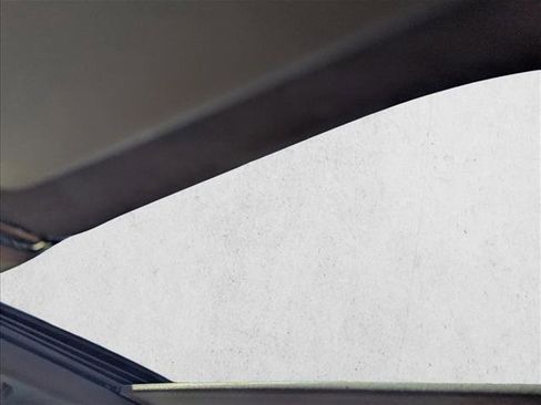 Used 2022 BMW 330i Sedan w/ M Sport Package image 9