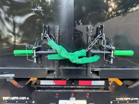 Used 2024 Isuzu NPR image 22