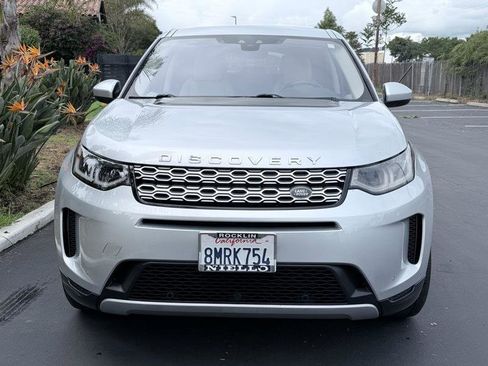 Used 2020 Land Rover Discovery Sport SE image 7
