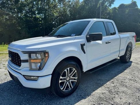 Used 2023 Ford F150 XL w/ STX Appearance Package RWD image 3