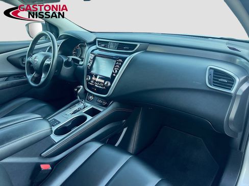 Used 2024 Nissan Murano SV FWD image 37