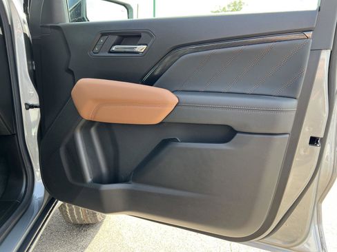 New 2026 GMC Canyon AT4 image 15