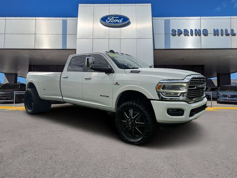 Used 2019 RAM 3500 Laramie AWD/4WD image 1