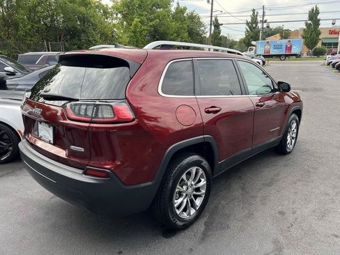 Used 2019 Jeep Cherokee Latitude Plus FWD image 6