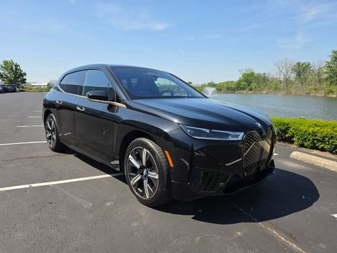Used 2024 BMW iX xDrive50 w/ Premium Package AWD/4WD image 68