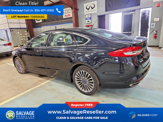 Used 2018 Ford Fusion SE w/ Fusion SE Technology Package AWD/4WD image 3