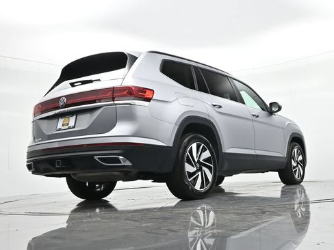 Used 2026 Volkswagen Atlas SE FWD image 22