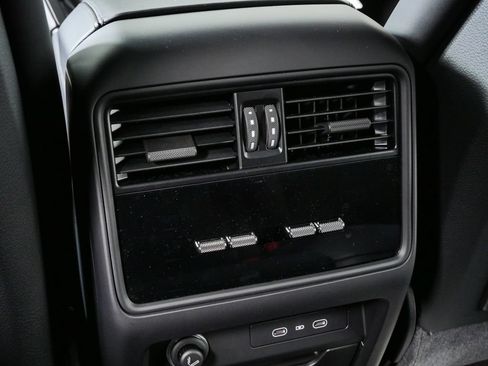 New 2026 Porsche Cayenne GTS AWD/4WD image 21