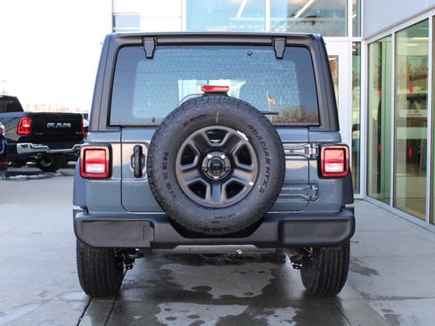 New 2026 Jeep Wrangler Sport AWD/4WD image 7