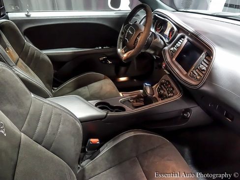 Used 2023 Dodge Challenger SRT Hellcat w/ Driver Convenience Group image 29