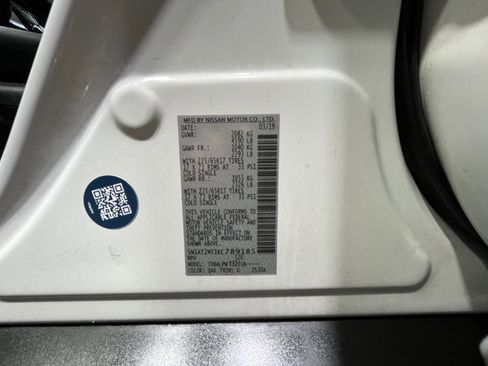 Used 2019 Nissan Rogue S image 25