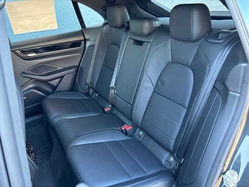 New 2026 Porsche Macan 4 Electric AWD/4WD image 7