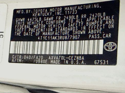 Used 2025 Toyota Camry SE FWD image 30