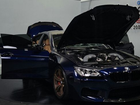 Used 2014 BMW M6 Gran Coupe w/ Executive Package RWD image 18