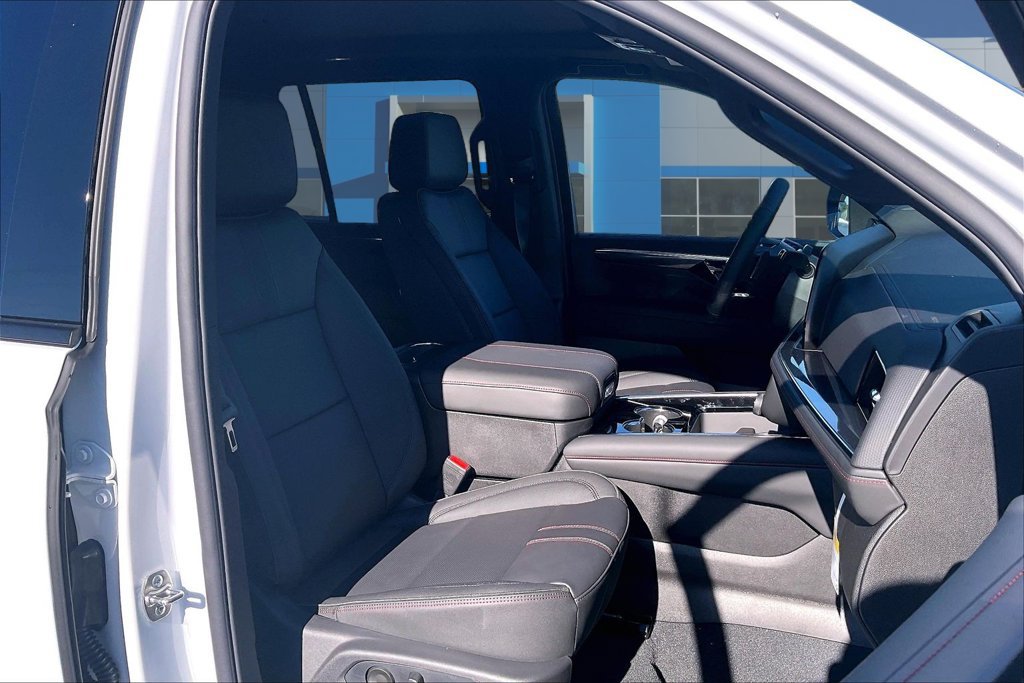 New 2027 Chevrolet Tahoe RST w/ Advanced Technology Package AWD/4WD image 11