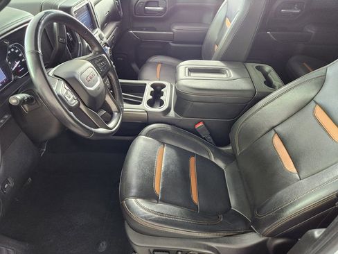 Used 2022 GMC Sierra 1500 AT4 w/ AT4 Premium Package AWD/4WD image 12