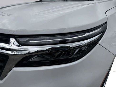 Used 2022 Chevrolet Equinox LT FWD image 12