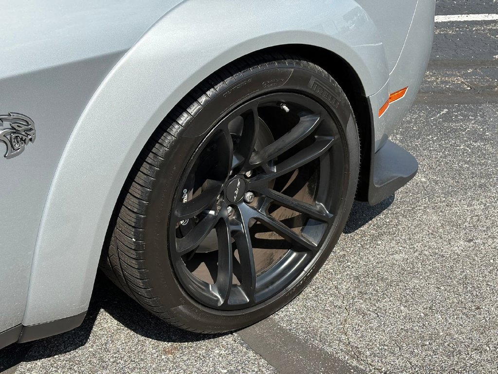 Used 2020 Dodge Challenger SRT Hellcat RWD image 9