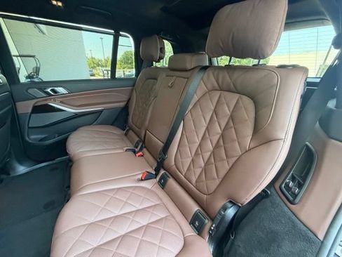 Used 2026 BMW X7 xDrive40i AWD/4WD image 30