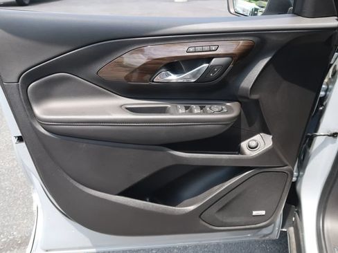 Used 2020 GMC Terrain Denali w/ LPO, Floor Liner Package FWD image 16