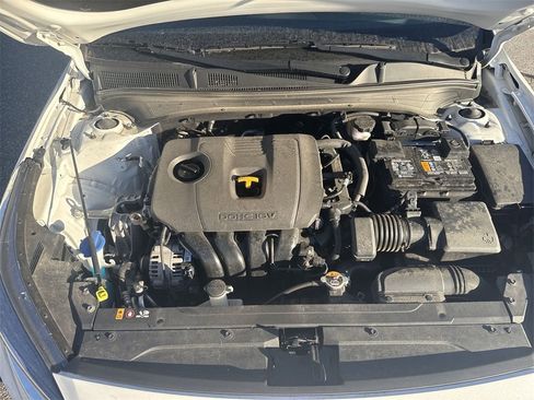 Used 2023 Kia Forte GT-Line image 16