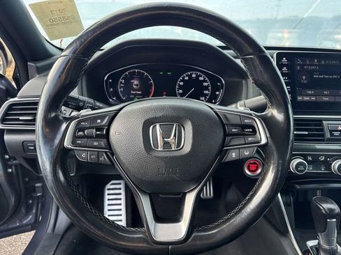 Used 2018 Honda Accord Sport image 16