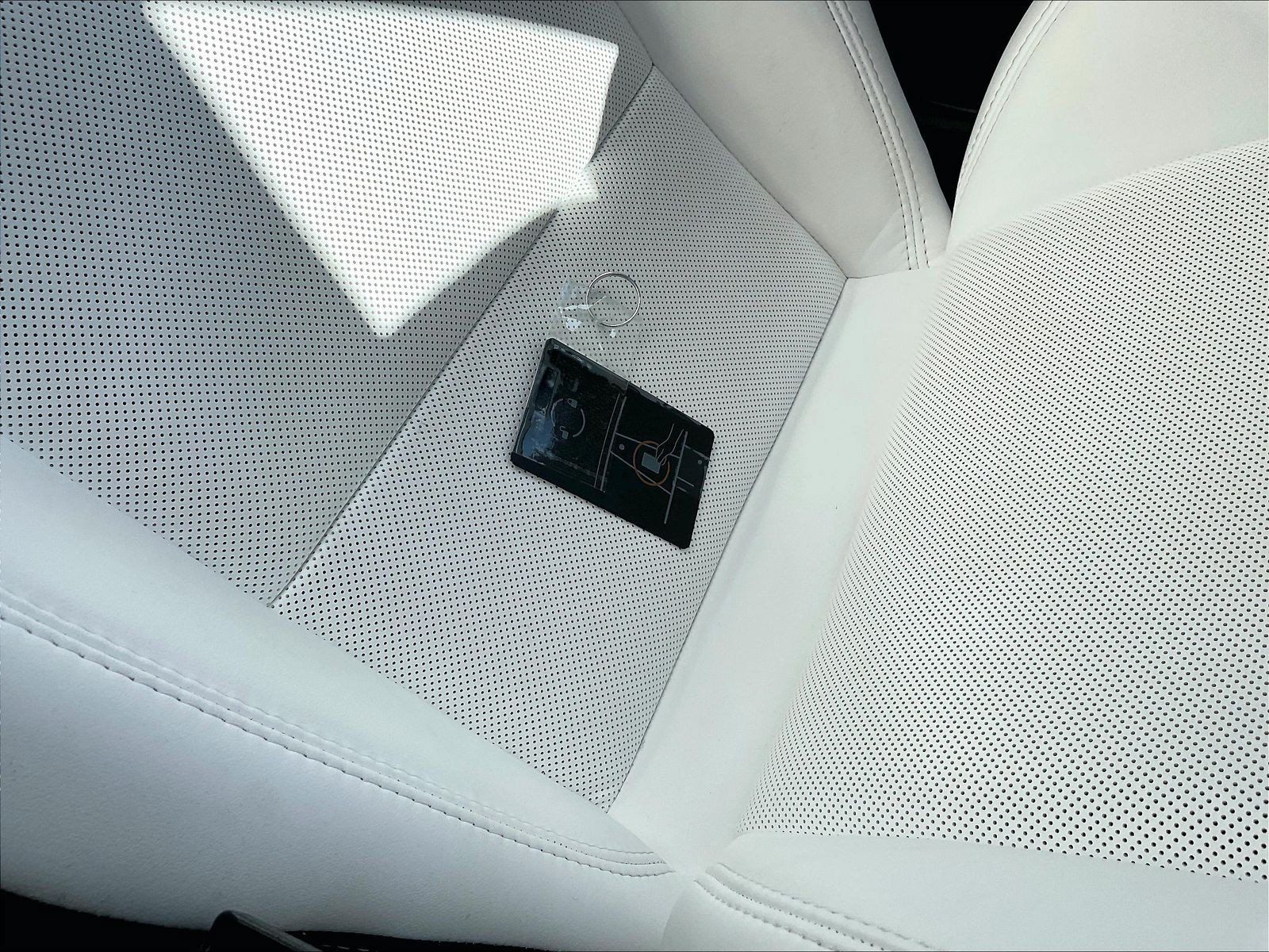 Used 2025 Tesla Model 3 Long Range RWD image 9