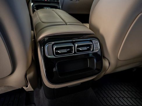 Used 2024 Mercedes-Benz S 580 4MATIC Sedan image 58