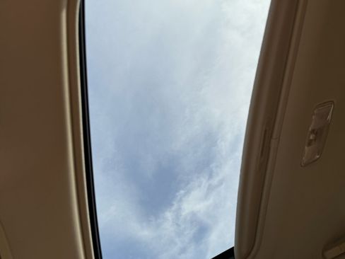 Used 2015 Lexus CT 200h image 23