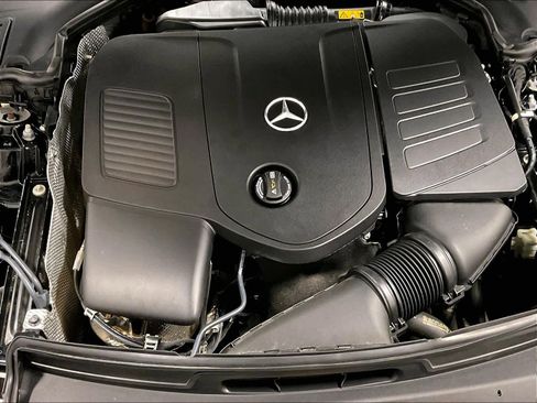 Used 2022 Mercedes-Benz C 300 4MATIC Sedan image 35